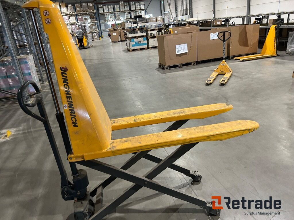 Jekke tralle fra Jungheinrich AX 10 - Niederhubwagen: das Bild 2 Jekke tralle fra Jungheinrich AX 10 - Niederhubwagen: das Bild 2