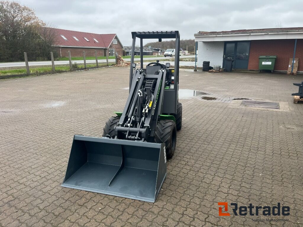 Kompaktlæsser CAST LOADERS 800 ECO EL ZERO EMISSION - Hoflader: das Bild 2 Kompaktlæsser CAST LOADERS 800 ECO EL ZERO EMISSION - Hoflader: das Bild 2