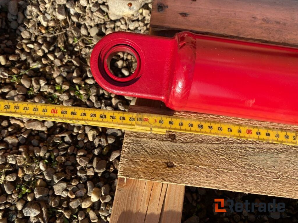 HYDRAULIK CYLINDER 2 STK. DOBBELTVIRKENDE / HYDRAULIC CYLINDER 2 PCS DOUBLE-ACTING - Landmaschine: das Bild 5 HYDRAULIK CYLINDER 2 STK. DOBBELTVIRKENDE / HYDRAULIC CYLINDER 2 PCS DOUBLE-ACTING - Landmaschine: das Bild 5