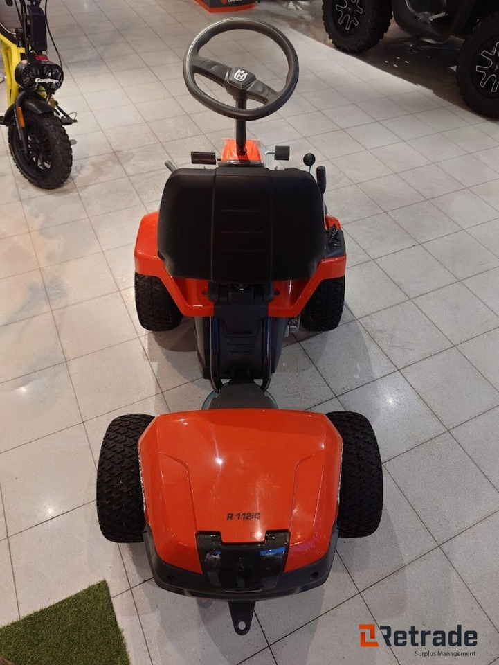 Ny Eldriven gräsklippare Husqvarna R 112 IC RIDER - Landmaschine: das Bild 4 Ny Eldriven gräsklippare Husqvarna R 112 IC RIDER - Landmaschine: das Bild 4