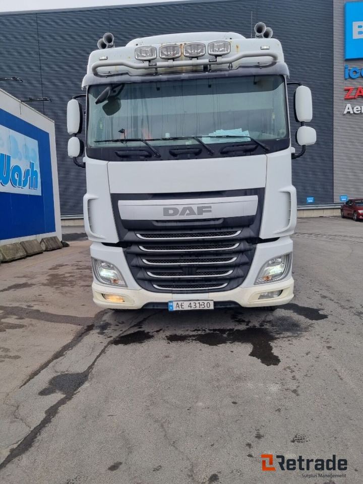 Lastebil DAF XF 440 FAN - Koffer LKW: das Bild 2 Lastebil DAF XF 440 FAN - Koffer LKW: das Bild 2