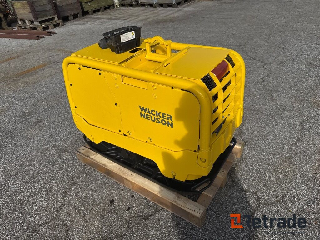 Pladevibrator Wacker Neuson Dpu80 R Remote - Baugeräte: das Bild 2 Pladevibrator Wacker Neuson Dpu80 R Remote - Baugeräte: das Bild 2