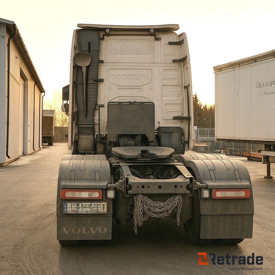 Volvo FH16 GlobeGlobetrotter trekkvogn – 2016-modell - Sattelzugmaschine: das Bild 5 Volvo FH16 GlobeGlobetrotter trekkvogn – 2016-modell - Sattelzugmaschine: das Bild 5