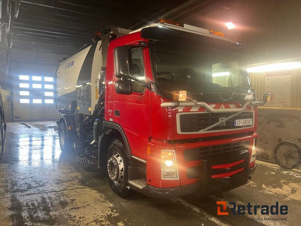 Kehrmaschine Volvo FE 300 Feiebil / Kombibil med Tipp og Brøyteoppsett: das Bild 14