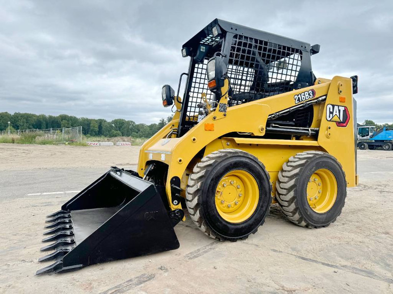 Cat 216B3 - New / Unused / Extra Hydraulic - Kompaktlader: das Bild 1 Cat 216B3 - New / Unused / Extra Hydraulic - Kompaktlader: das Bild 1