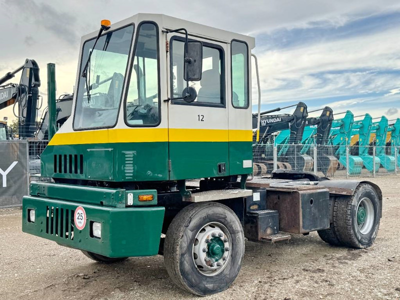 Kalmar PT122 - Top Condition / Cummins Engine - Terminaltraktor: das Bild 2 Kalmar PT122 - Top Condition / Cummins Engine - Terminaltraktor: das Bild 2