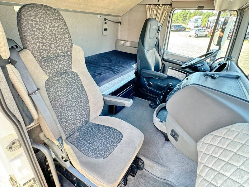 Sattelzugmaschine DAF XF 105.410 - 6x2 / Manual Gearbox: das Bild 6