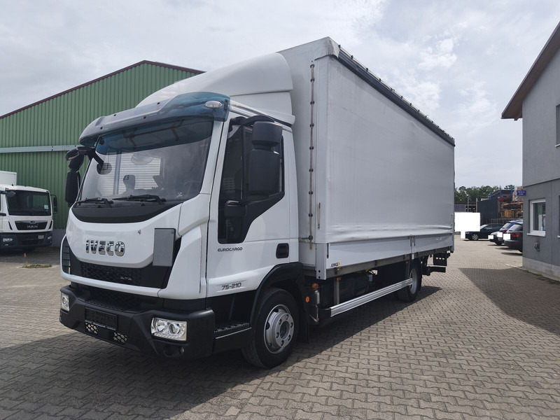 Iveco Eurocargo 75-210 Plane 3-Sitzer 4x2 Euro 6 LBW (20) - Plane LKW: das Bild 1 Iveco Eurocargo 75-210 Plane 3-Sitzer 4x2 Euro 6 LBW (20) - Plane LKW: das Bild 1
