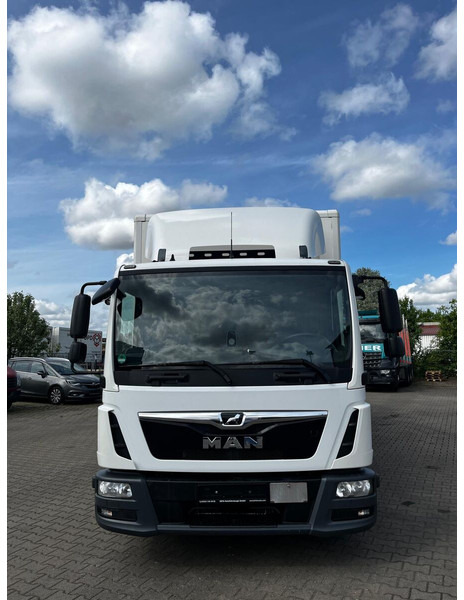 MAN TGL 12.250 - Koffer LKW: das Bild 2 MAN TGL 12.250 - Koffer LKW: das Bild 2