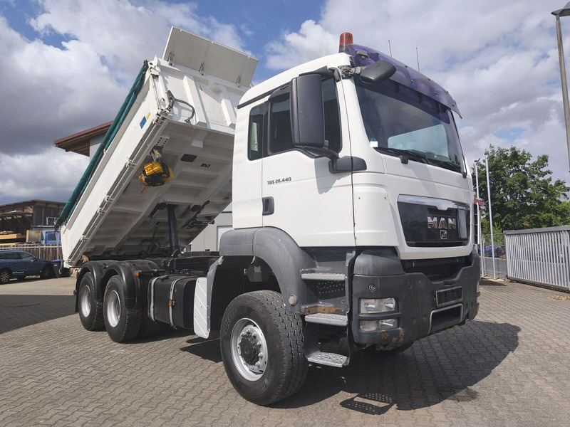 MAN TGS 26.400 6x6 GL Meiller Dreiseitenkipper Bordmatik Plane Euro - Kipper: das Bild 5 MAN TGS 26.400 6x6 GL Meiller Dreiseitenkipper Bordmatik Plane Euro - Kipper: das Bild 5