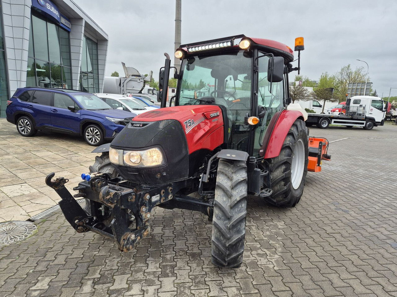 Case IH Farmall 75 / 2022 / Only 1853 MTH / Sweeper + Plow Extra / 1 OWN - Traktor: das Bild 2 Case IH Farmall 75 / 2022 / Only 1853 MTH / Sweeper + Plow Extra / 1 OWN - Traktor: das Bild 2