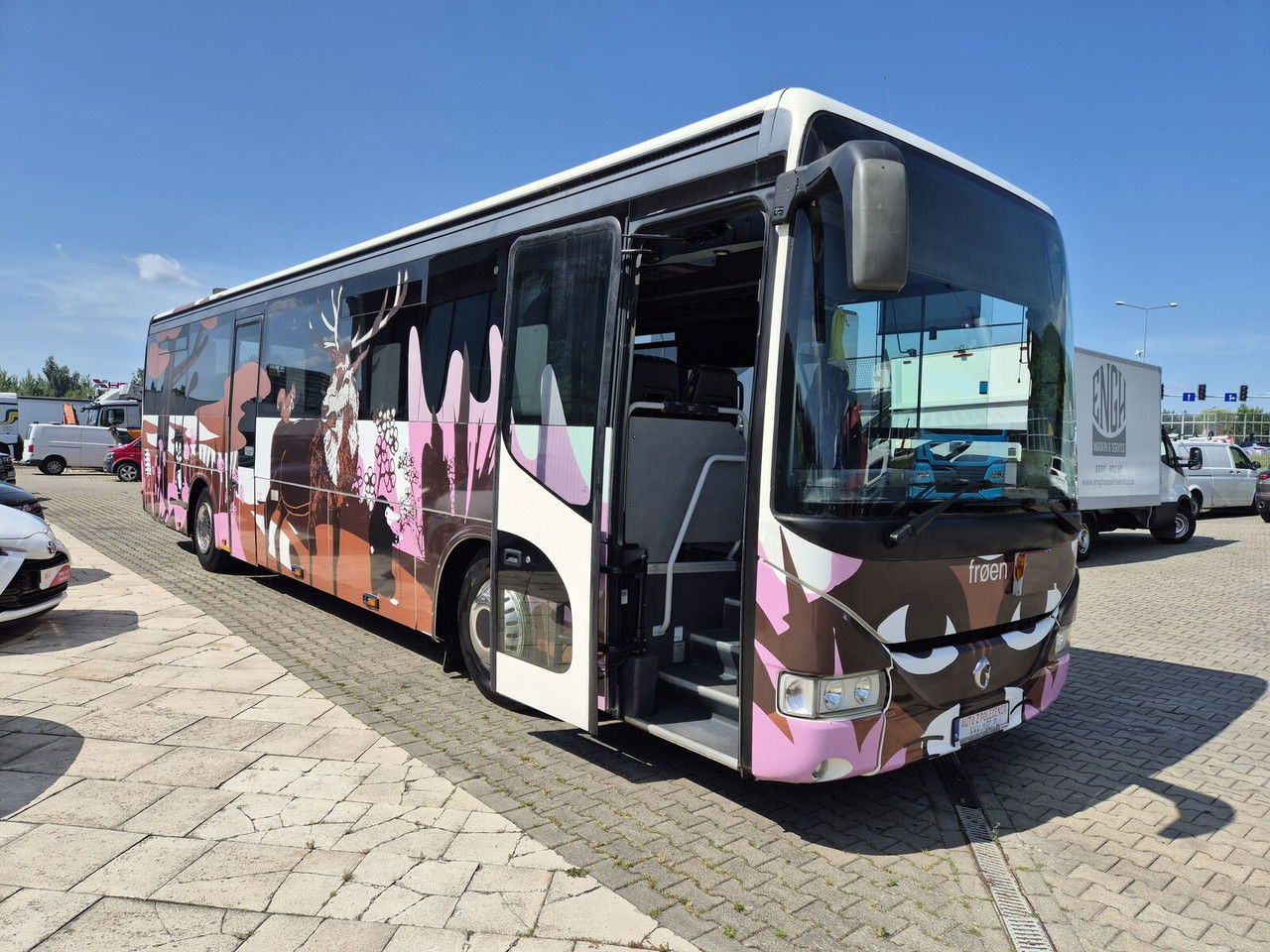 Irisbus 330 KM / Automat / 24 + 1 Seats / Like Camper / SO LAR Panels - Überlandbus: das Bild 4 Irisbus 330 KM / Automat / 24 + 1 Seats / Like Camper / SO LAR Panels - Überlandbus: das Bild 4