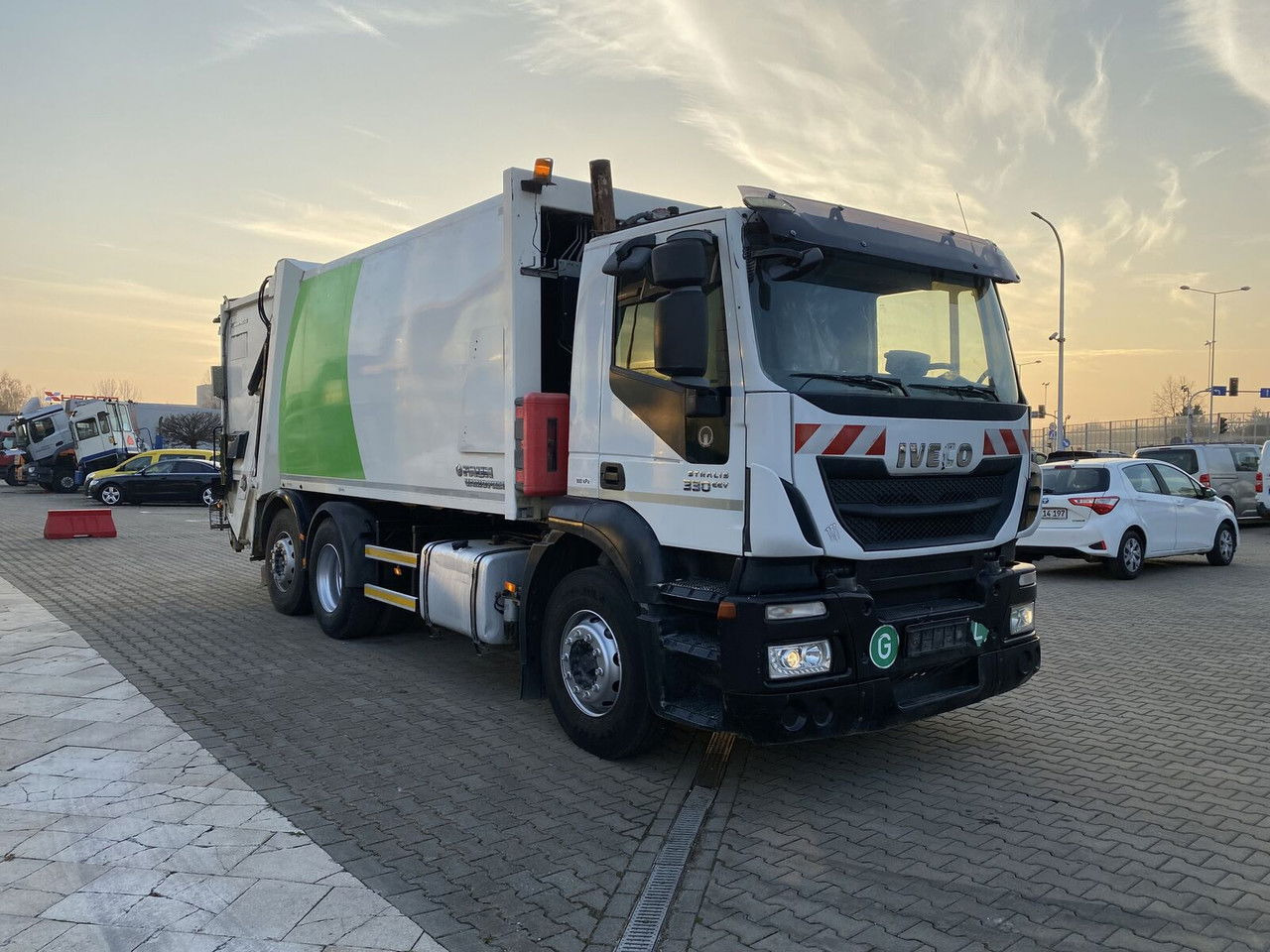 Iveco Stralis 330 EEV / Faun Vario Press 11 27M3 / Service NEW / TOP Iveco Stralis 330 EEV / Faun Vario Press 11 27M3 / Service NEW / TOP - Müllwagen: das Bild 1 Iveco Stralis 330 EEV / Faun Vario Press 11 27M3 / Service NEW / TOP Iveco Stralis 330 EEV / Faun Vario Press 11 27M3 / Service NEW / TOP - Müllwagen: das Bild 1
