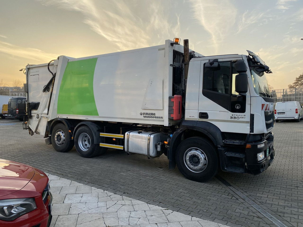 Iveco Stralis 330 EEV / Faun Vario Press 11 27M3 / Service NEW / TOP - Müllwagen: das Bild 4 Iveco Stralis 330 EEV / Faun Vario Press 11 27M3 / Service NEW / TOP - Müllwagen: das Bild 4