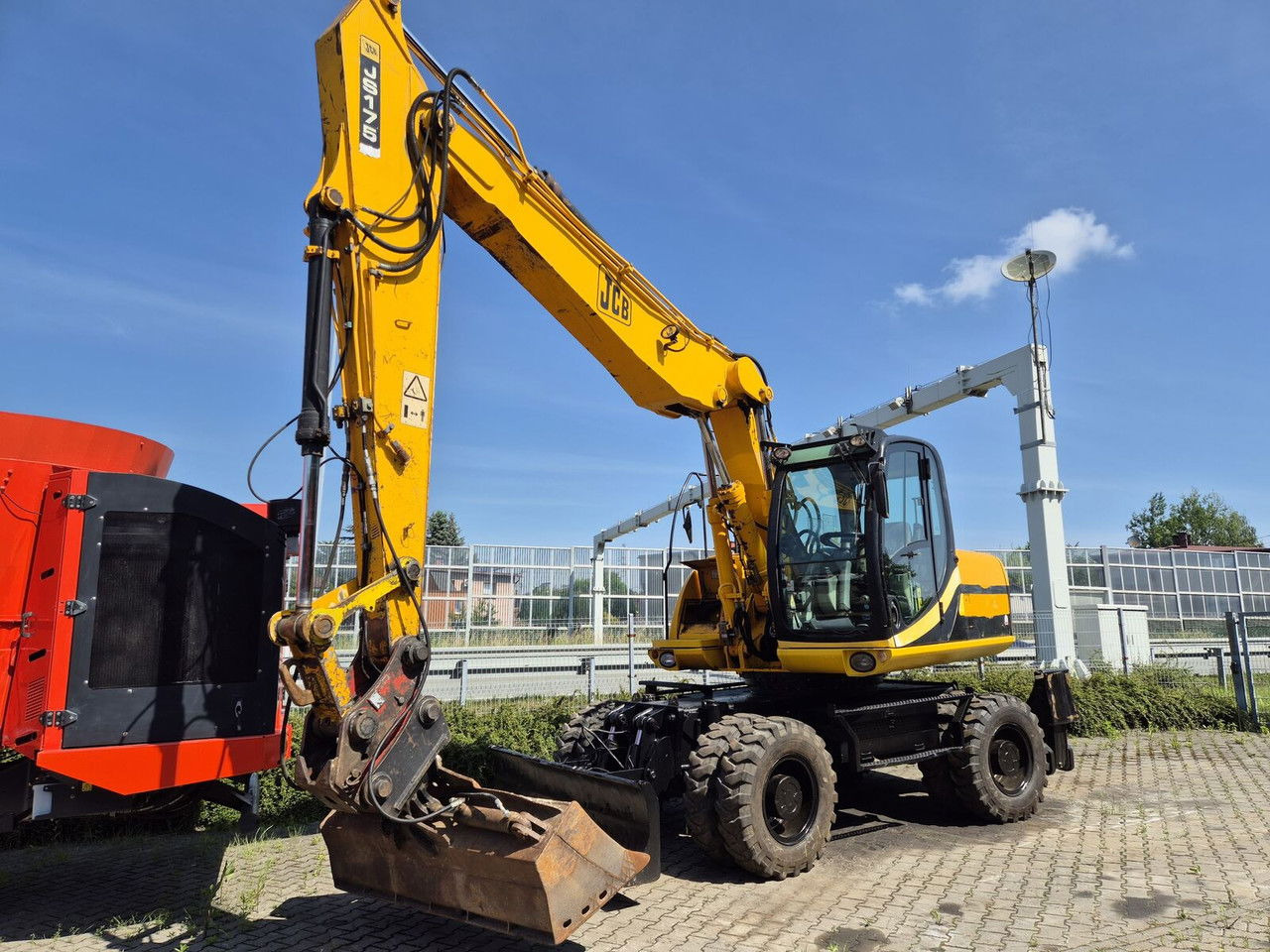 JCB JS 175 W / NEW Tire / 1 Owner / Serviced - Mobilbagger: das Bild 1 JCB JS 175 W / NEW Tire / 1 Owner / Serviced - Mobilbagger: das Bild 1
