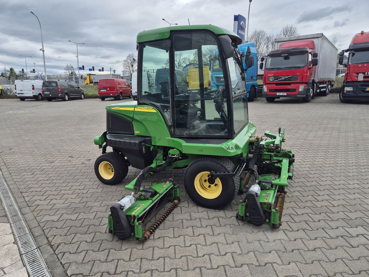 John Deere 1905 4WD / 2010 / Serviced / Cabin - Rasenmäher: das Bild 5 John Deere 1905 4WD / 2010 / Serviced / Cabin - Rasenmäher: das Bild 5