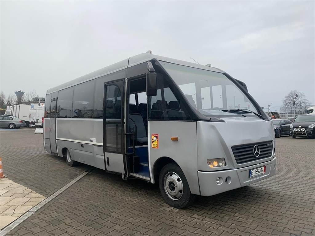 Mercedes-Benz 814D, Mediano, Cibro, Vario,33 seats, E4, Wide Bod - Überlandbus: das Bild 1 Mercedes-Benz 814D, Mediano, Cibro, Vario,33 seats, E4, Wide Bod - Überlandbus: das Bild 1