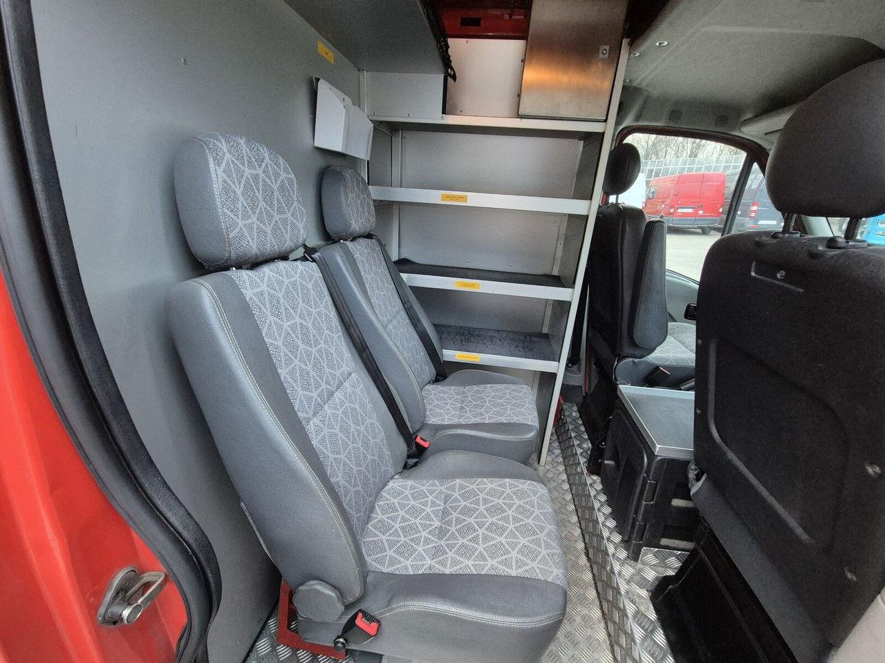Feuerwehrfahrzeug Renault Master 2.5 DCi / Only 25TKM / Like NEW / WE Have 3 THE Same: das Bild 19