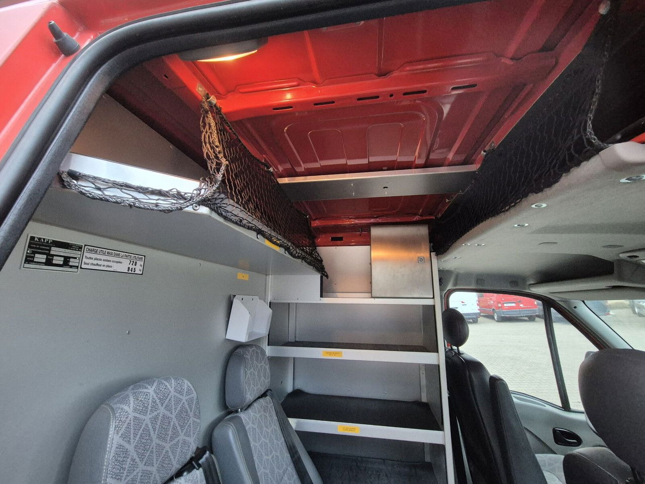 Feuerwehrfahrzeug Renault Master 2.5 DCi / Only 25TKM / Like NEW / WE Have 3 THE Same: das Bild 20
