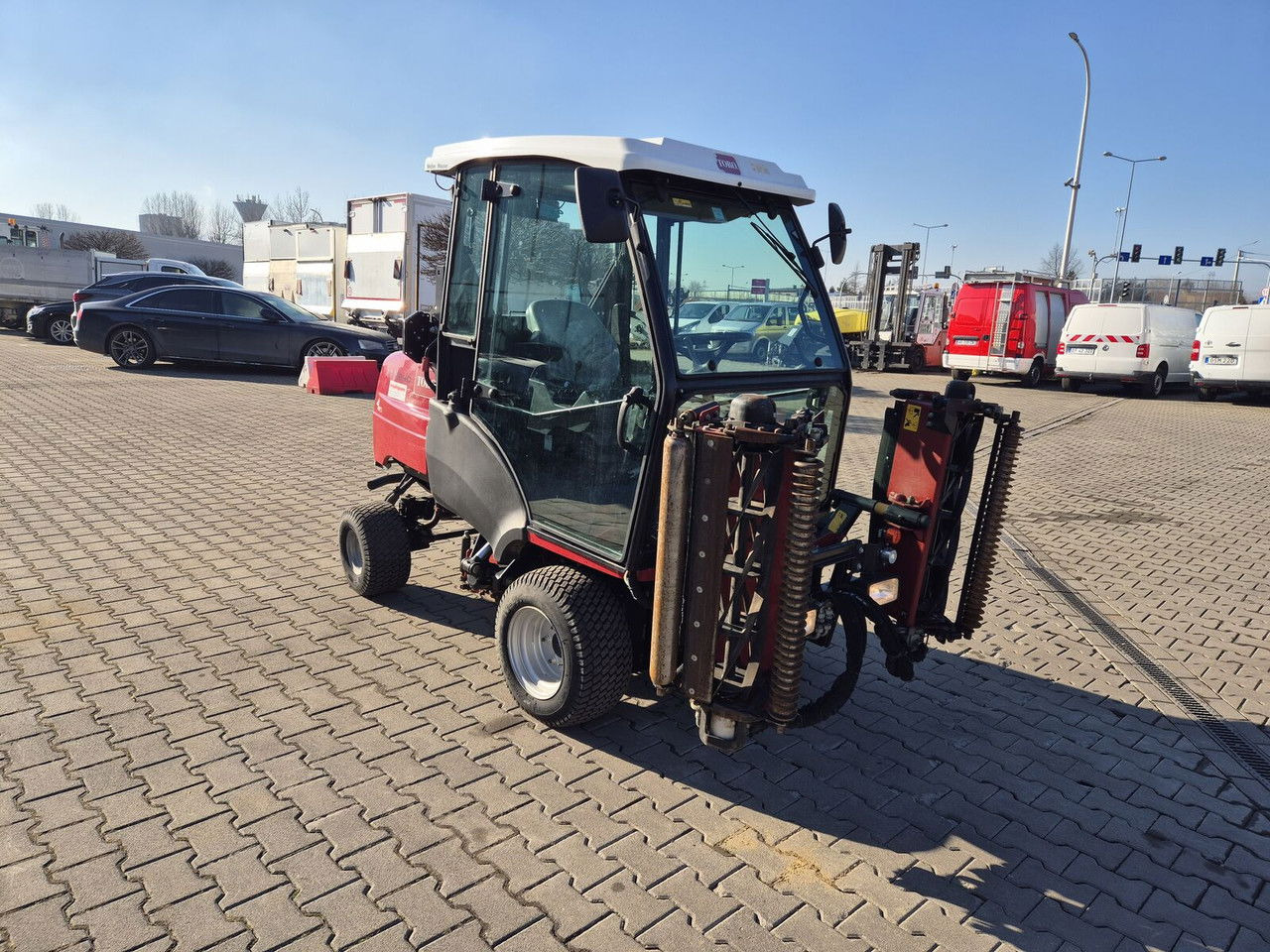 Toro CT2240 / 4WD / Like NEW / Only 1681MTH - Rasenmäher: das Bild 2 Toro CT2240 / 4WD / Like NEW / Only 1681MTH - Rasenmäher: das Bild 2