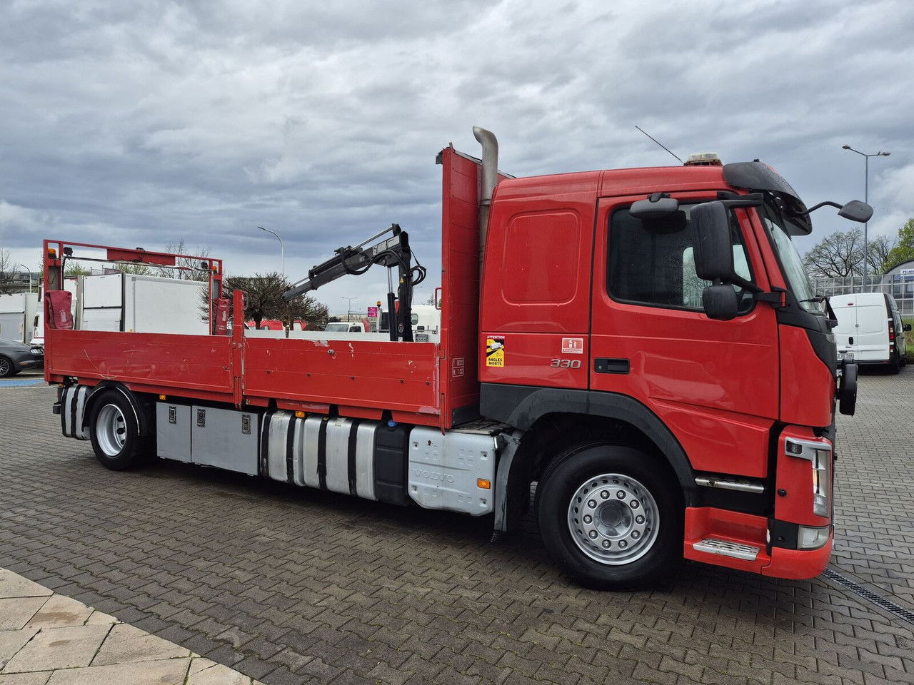 Volvo FM 330 HDS Hiab / 1 Owner / Euro 6 / Serviced - Pritsche LKW, Autokran: das Bild 1 Volvo FM 330 HDS Hiab / 1 Owner / Euro 6 / Serviced - Pritsche LKW, Autokran: das Bild 1