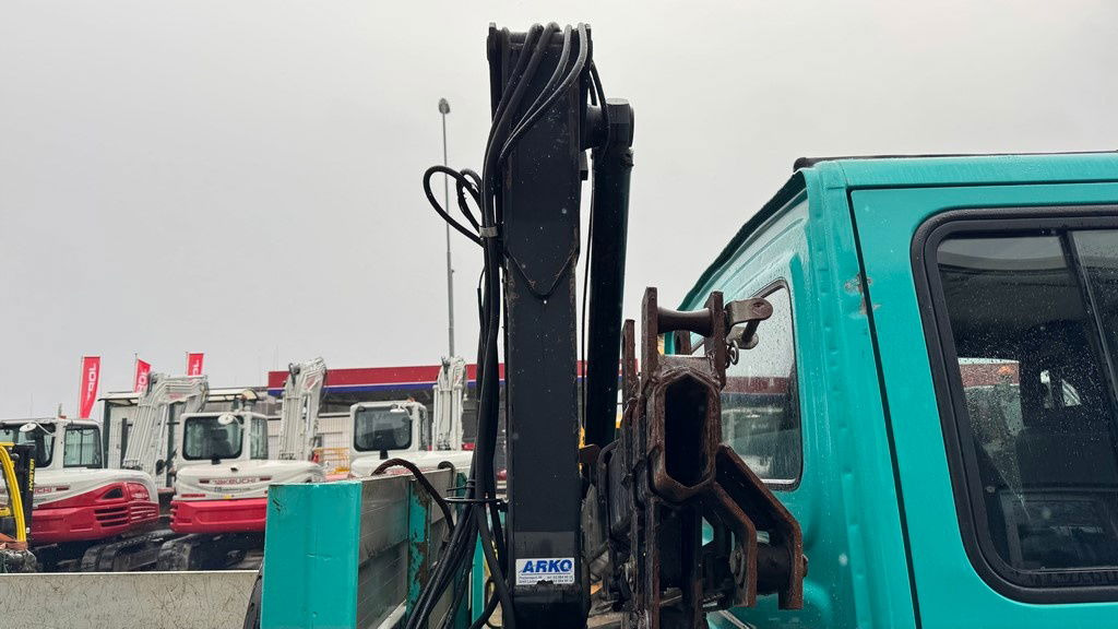 Pritsche Transporter Iveco Daily 65 C15 stake body - Hiab 045-3 - 7.5M: das Bild 11 Pritsche Transporter Iveco Daily 65 C15 stake body - Hiab 045-3 - 7.5M: das Bild 11