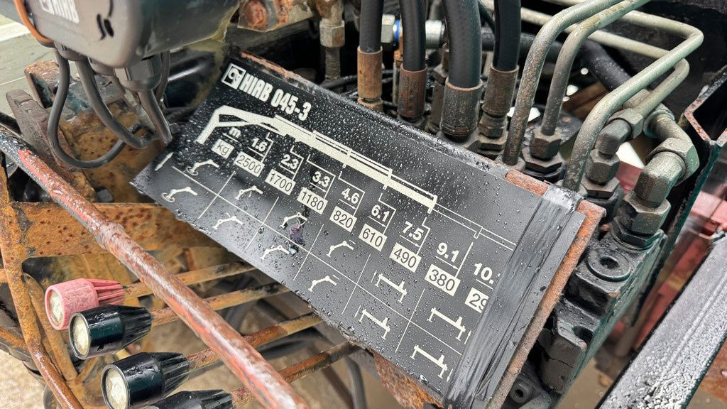 Pritsche Transporter Iveco Daily 65 C15 stake body - Hiab 045-3 - 7.5M: das Bild 10 Pritsche Transporter Iveco Daily 65 C15 stake body - Hiab 045-3 - 7.5M: das Bild 10