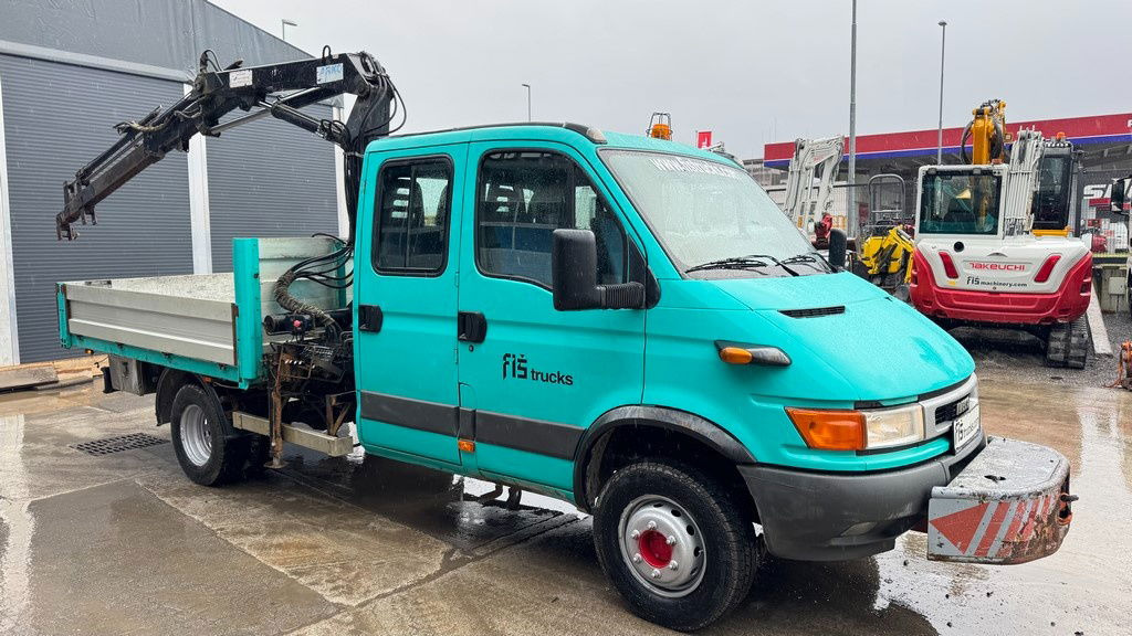 Pritsche Transporter Iveco Daily 65 C15 stake body - Hiab 045-3 - 7.5M: das Bild 7 Pritsche Transporter Iveco Daily 65 C15 stake body - Hiab 045-3 - 7.5M: das Bild 7