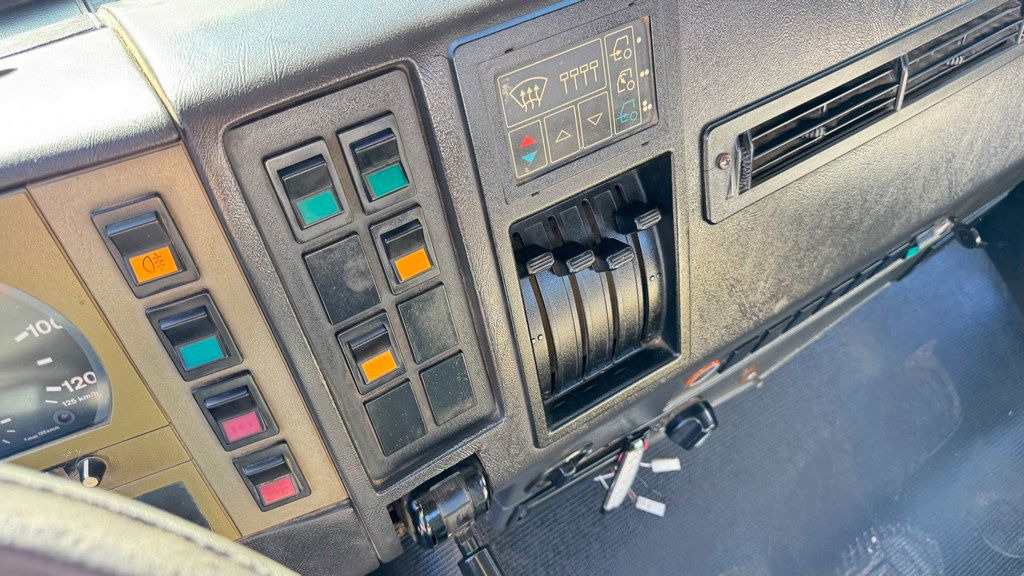 Fahrgestell LKW MAN 25.272 6x4 chassis- complete spring: das Bild 16 Fahrgestell LKW MAN 25.272 6x4 chassis- complete spring: das Bild 16