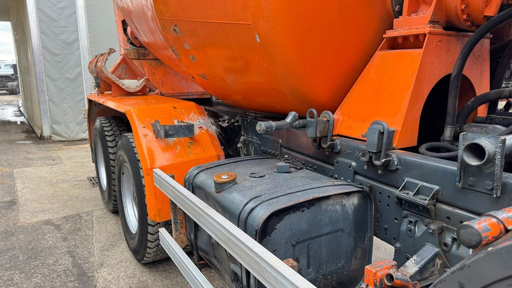 MAN 26.272 6x4 mixer - 7M3 - full spring - Fahrmischer: das Bild 4 MAN 26.272 6x4 mixer - 7M3 - full spring - Fahrmischer: das Bild 4
