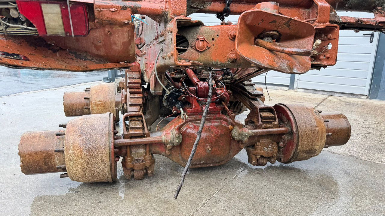 Mercedes-Benz 13TON Double Axles 6X4 - Achse und Teile für LKW: das Bild 5 Mercedes-Benz 13TON Double Axles 6X4 - Achse und Teile für LKW: das Bild 5