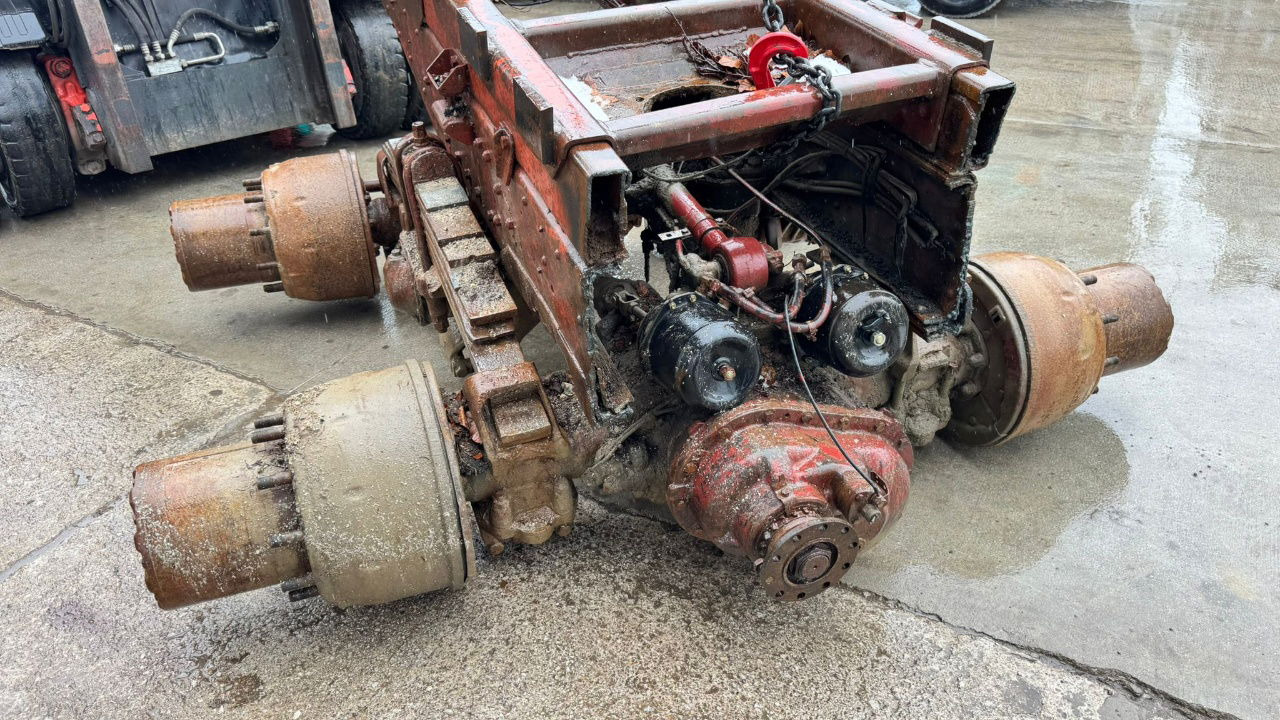 Mercedes-Benz 13TON Double Axles 6X4 - Achse und Teile für LKW: das Bild 3 Mercedes-Benz 13TON Double Axles 6X4 - Achse und Teile für LKW: das Bild 3