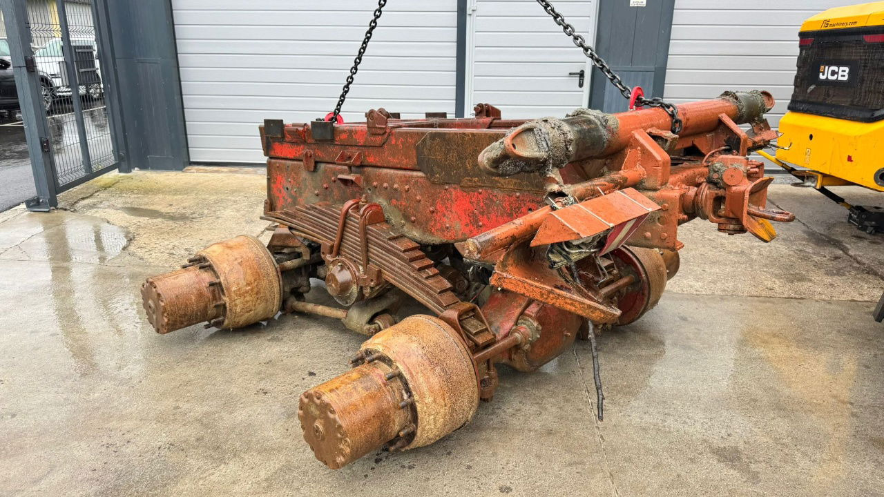 Mercedes-Benz 13TON Double Axles 6X4 - Achse und Teile für LKW: das Bild 4 Mercedes-Benz 13TON Double Axles 6X4 - Achse und Teile für LKW: das Bild 4