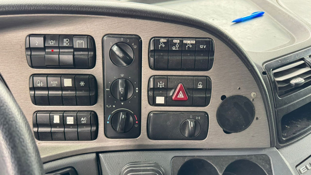 Autotransporter LKW Mercedes-Benz Actros 1846 4x2 LKW transporter + Boerner trailer: das Bild 24