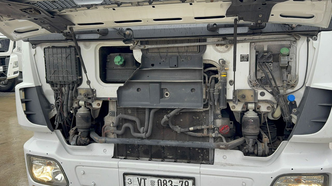 Autotransporter LKW Mercedes-Benz Actros 1846 4x2 LKW transporter + Boerner trailer: das Bild 18