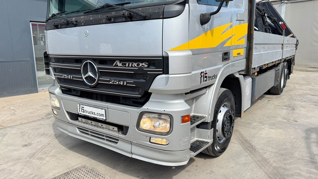 Mercedes-Benz Actros 2541 6x2 stake body - Hiab XS 144 Hipro 17.3M - Pritsche LKW, Autokran: das Bild 2 Mercedes-Benz Actros 2541 6x2 stake body - Hiab XS 144 Hipro 17.3M - Pritsche LKW, Autokran: das Bild 2