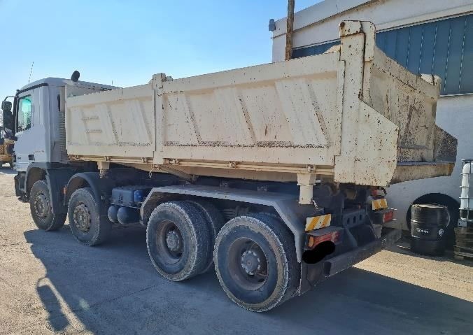 Mercedes-Benz Actros 4144 K 8x4 3 sided tipper - 1st owner - Kipper: das Bild 5 Mercedes-Benz Actros 4144 K 8x4 3 sided tipper - 1st owner - Kipper: das Bild 5