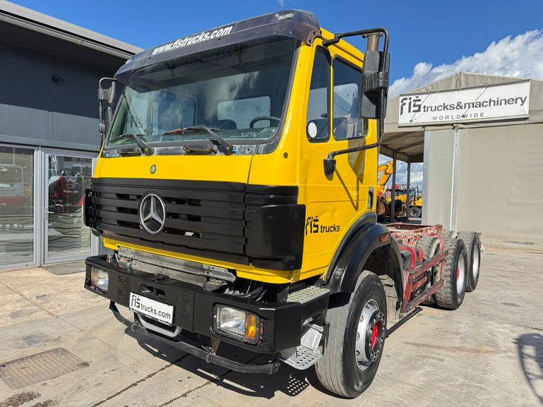 Mercedes-Benz SK 2627 6x4 chassis - V6 - full spring - Fahrgestell LKW: das Bild 1 Mercedes-Benz SK 2627 6x4 chassis - V6 - full spring - Fahrgestell LKW: das Bild 1