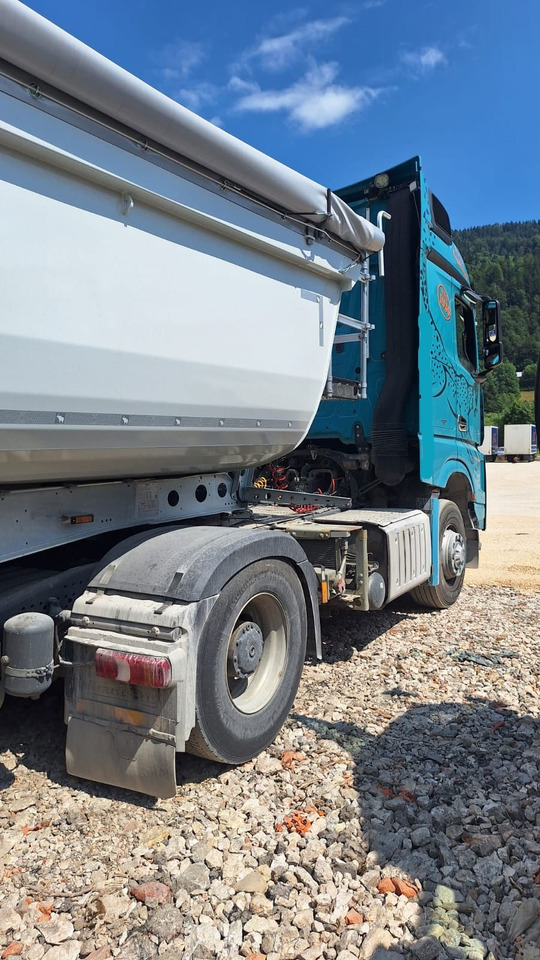 Mercedes-Benz Arocs 1842 4x4 HAD - tipper hydraulics - Sattelzugmaschine: das Bild 4 Mercedes-Benz Arocs 1842 4x4 HAD - tipper hydraulics - Sattelzugmaschine: das Bild 4