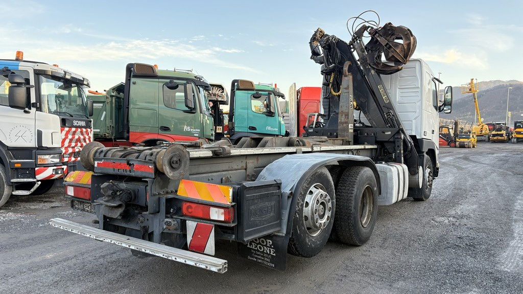 Volvo FH 12 460ER abroll with crane - crane LIV - scissors - perfect - Containerwagen/ Wechselfahrgestell LKW: das Bild 4 Volvo FH 12 460ER abroll with crane - crane LIV - scissors - perfect - Containerwagen/ Wechselfahrgestell LKW: das Bild 4
