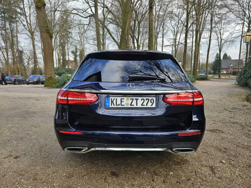 Mercedes-Benz E-Klasse E-Klasse - PKW: das Bild 5 Mercedes-Benz E-Klasse E-Klasse - PKW: das Bild 5
