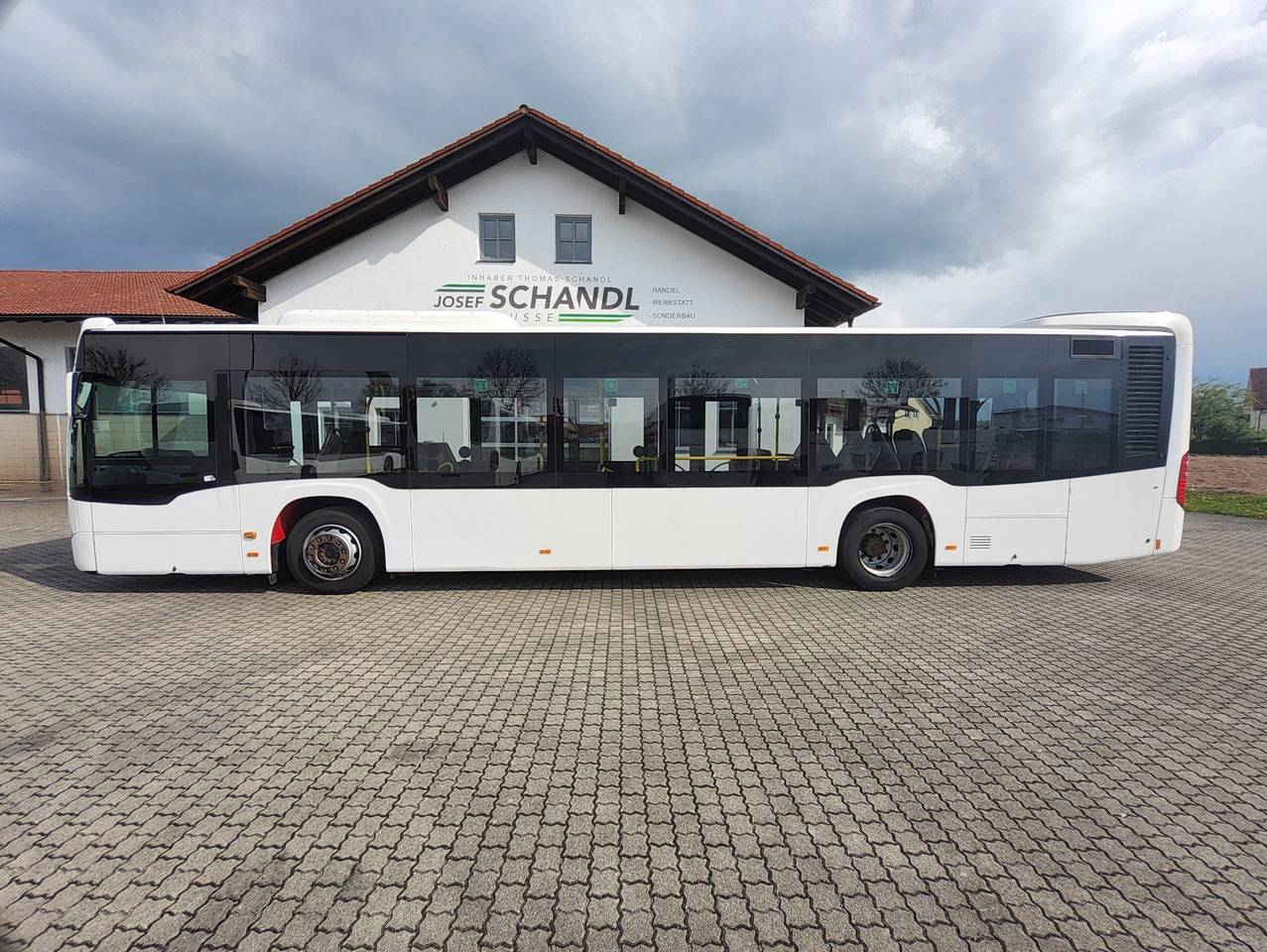 Mercedes Benz Citaro KLIMA / 354 PS / Doppelglas - Linienbus: das Bild 2 Mercedes Benz Citaro KLIMA / 354 PS / Doppelglas - Linienbus: das Bild 2