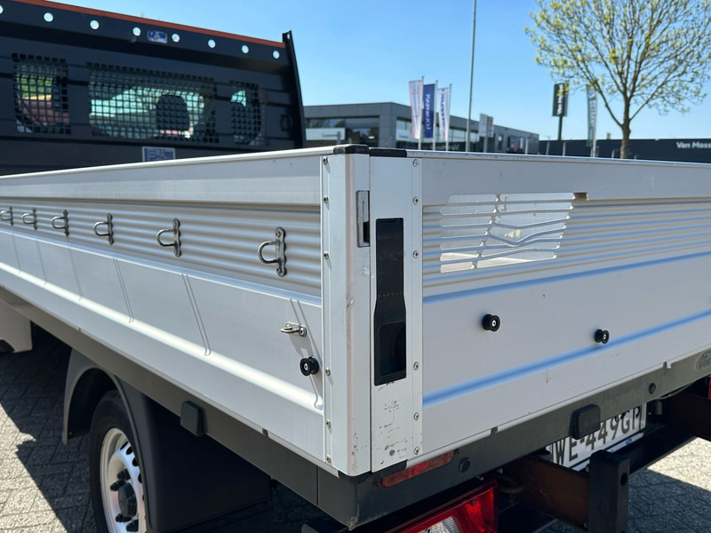 Ford Transit - Pritsche Transporter: das Bild 5 Ford Transit - Pritsche Transporter: das Bild 5