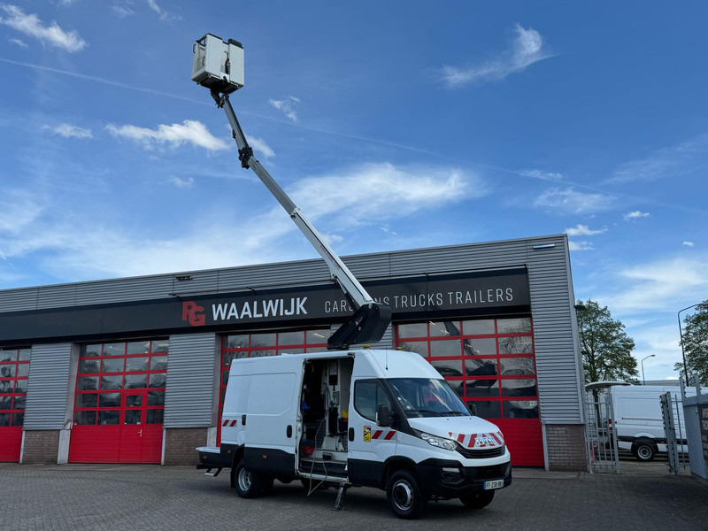 Iveco 70C15H 2 persoonslift, Electric/Hydraulic lift K 42 Hybrid - LKW: das Bild 4 Iveco 70C15H 2 persoonslift, Electric/Hydraulic lift K 42 Hybrid - LKW: das Bild 4