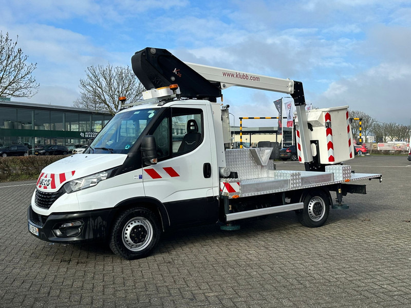 Transporter Iveco Daily 35S14 APK 29-08-2026, 4x gestempeld Km 64.779: das Bild 6