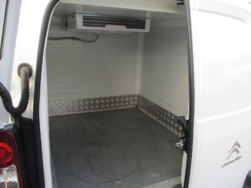 Citroën Berlingo izotherm - Kühltransporter: das Bild 4 Citroën Berlingo izotherm - Kühltransporter: das Bild 4