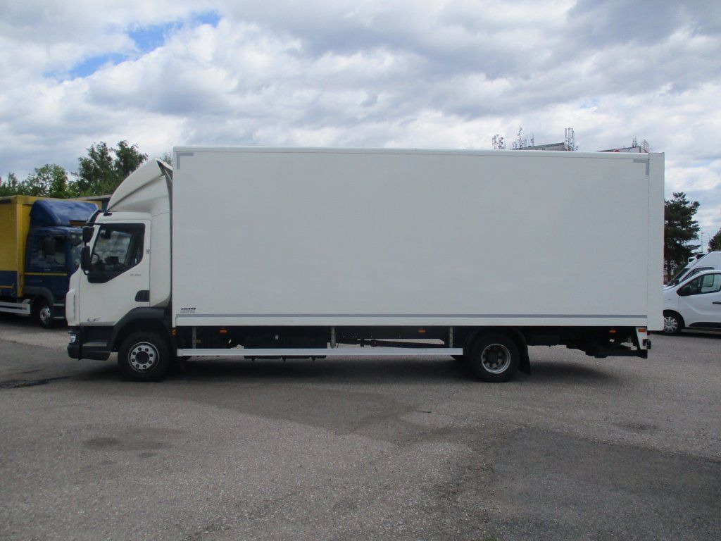 DAF LF 230 Dhollandia 2T - Koffer LKW: das Bild 4 DAF LF 230 Dhollandia 2T - Koffer LKW: das Bild 4