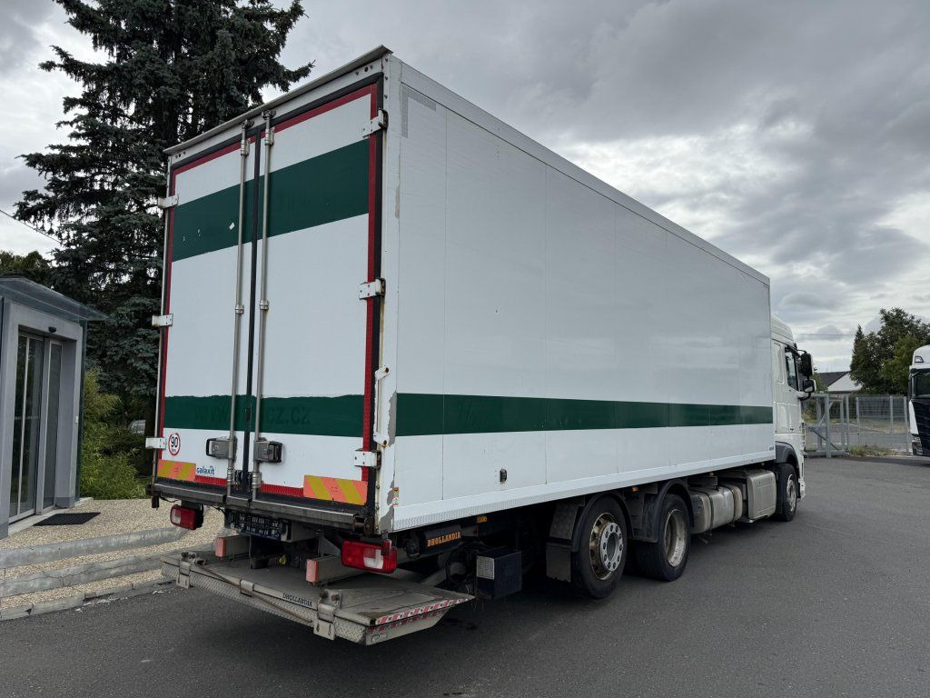 DAF XF460 6x2 EURO 6 - Koffer LKW: das Bild 4 DAF XF460 6x2 EURO 6 - Koffer LKW: das Bild 4