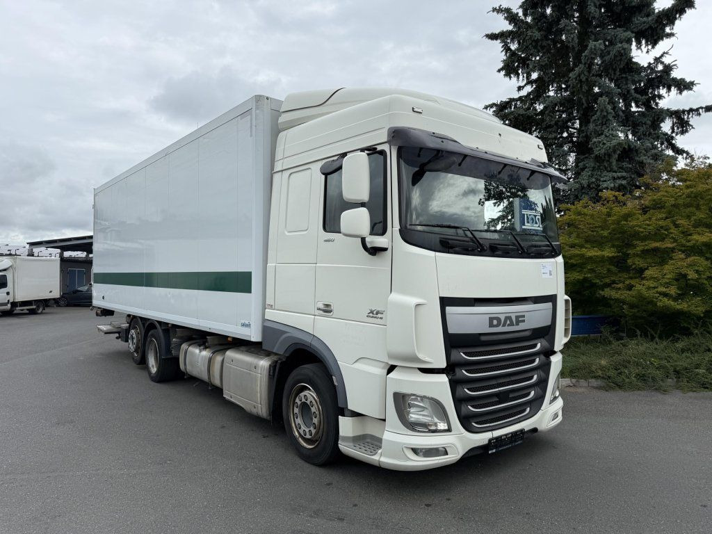 DAF XF460 6x2 EURO 6 - Koffer LKW: das Bild 2 DAF XF460 6x2 EURO 6 - Koffer LKW: das Bild 2
