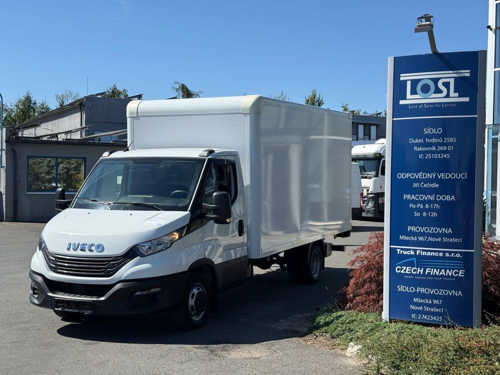 Iveco 35C16 Daily - Koffer Transporter: das Bild 1 Iveco 35C16 Daily - Koffer Transporter: das Bild 1